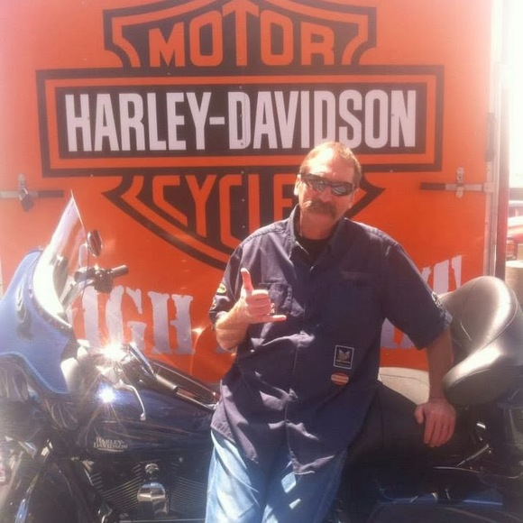 Meet your Posher, Dave - Picture 1 of 1